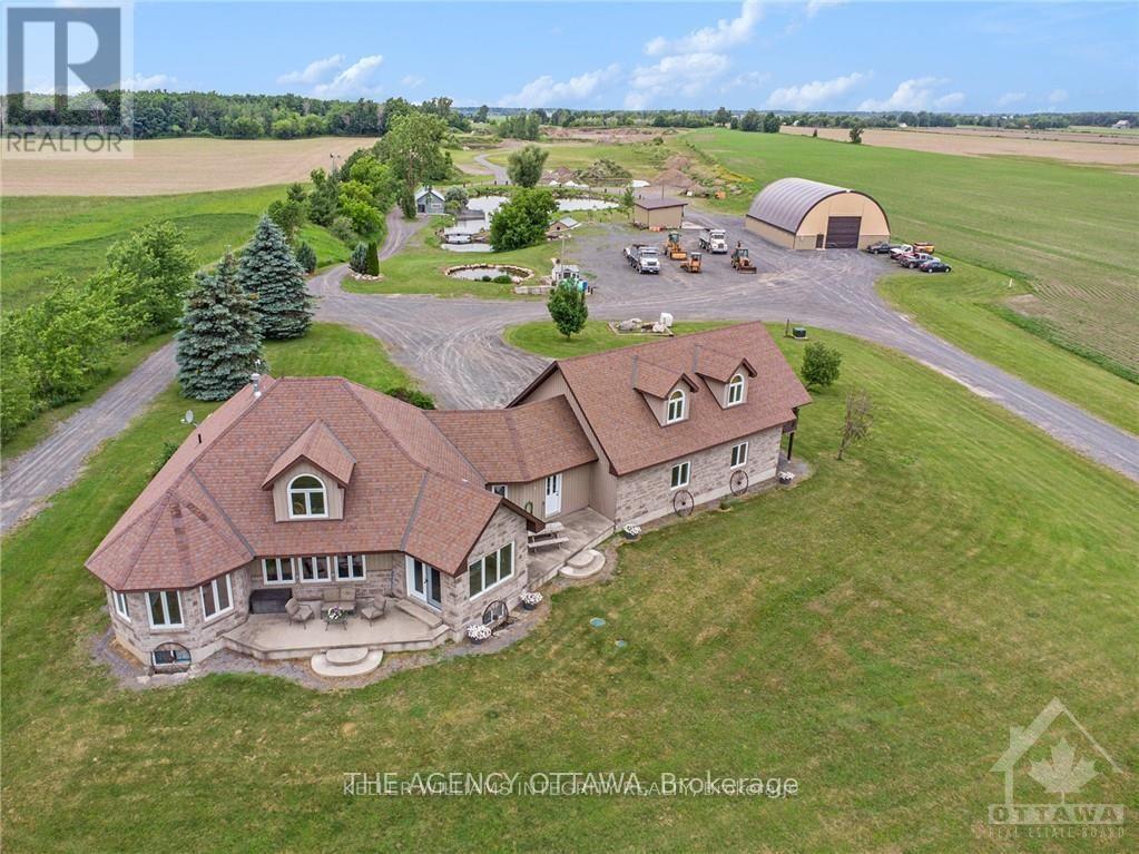13243 Thompson Rd, North Dundas, ON K0C 2K0