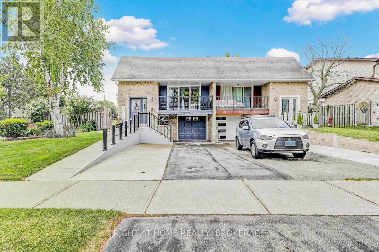 7327 Joliette Cres, Mississauga, ON L5N 1Z2