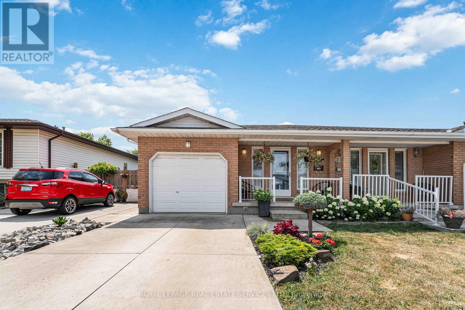 27 Cartier Dr, Thorold, ON L2V 4H9