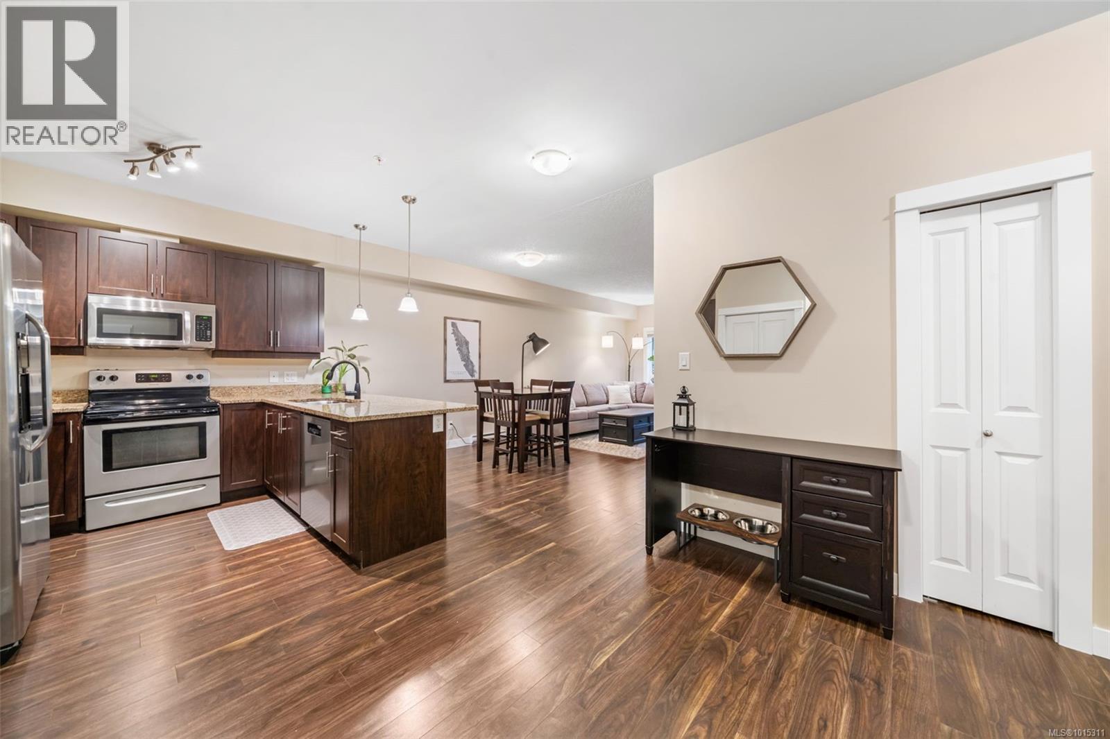 938 Dunford Ave Unit 113 Ave, Langford, BC V9B 0M2