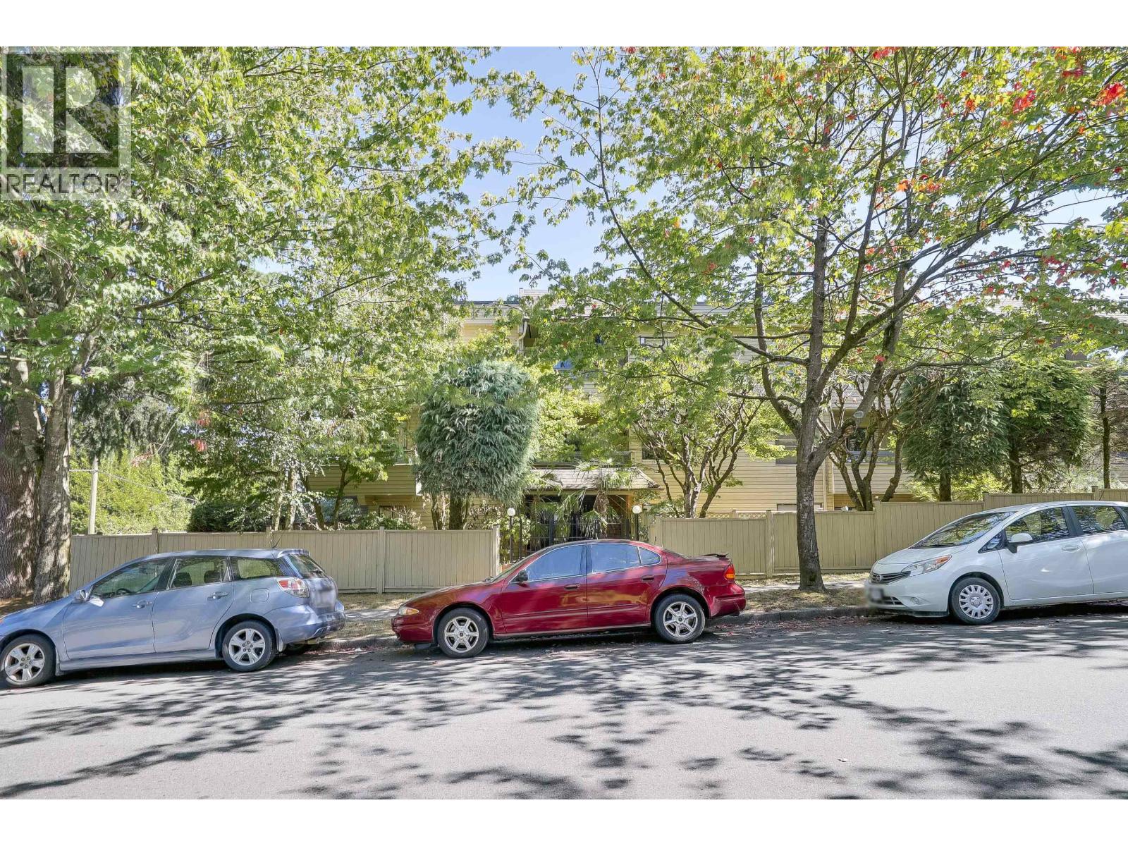 2234 Prince Albert Street Unit 102, Vancouver, BC V5T 4K9