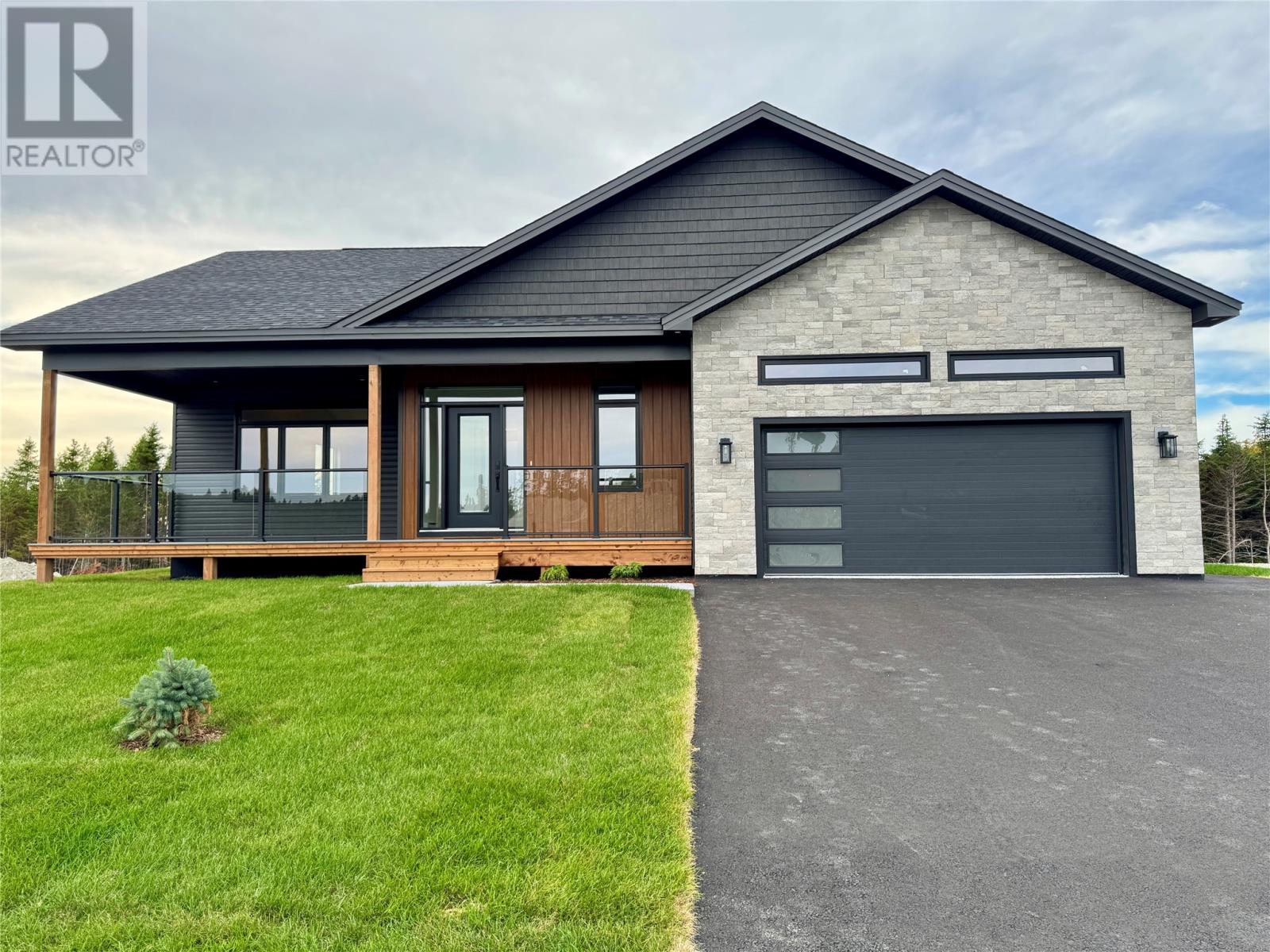 12 Reddley Pl, Conception Bay South, NL A1W 0J1