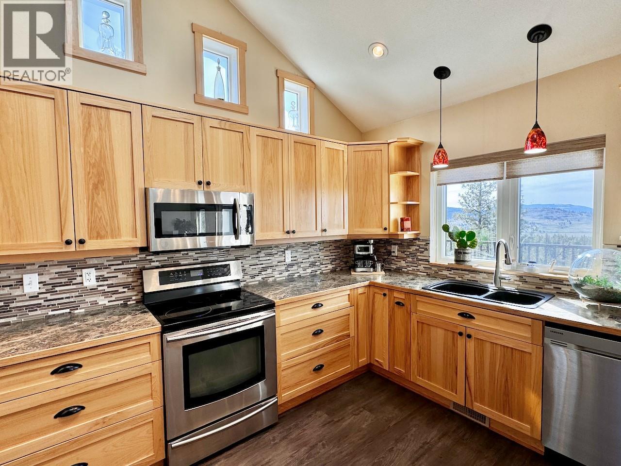601 Raven Hill Rd, Osoyoos, BC V0H 1V6