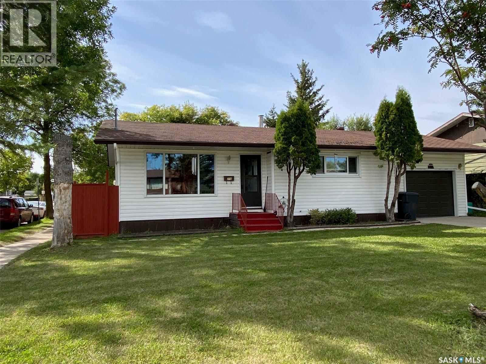 270 Sixth Ave N, Yorkton, SK S3N 0Y7