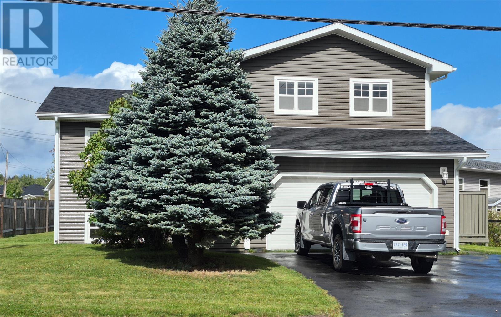 554 Main St, Bishop's Falls, NL A0H 1C0