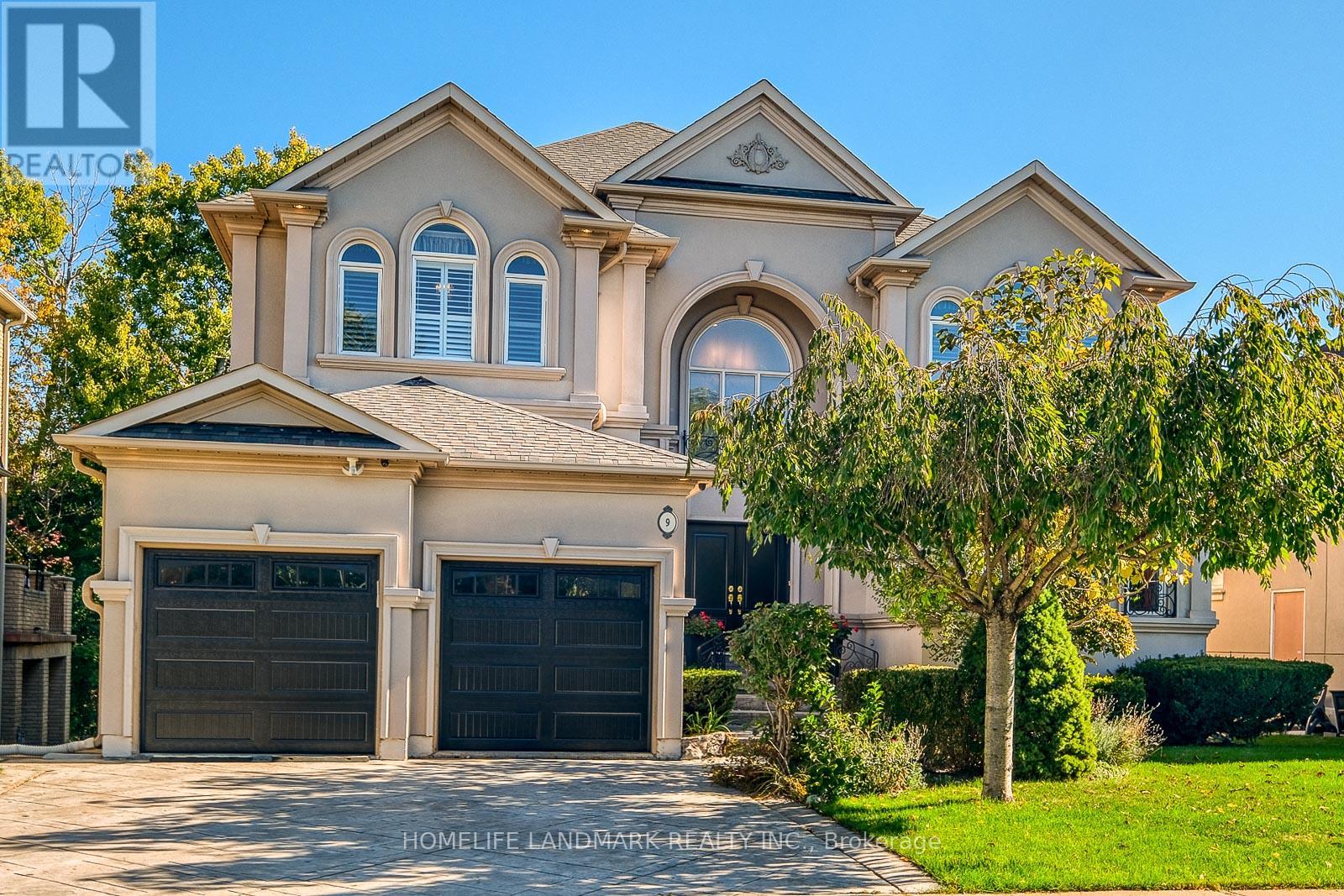 9 Chantilly Cres, Richmond Hill, ON L4C 0K1