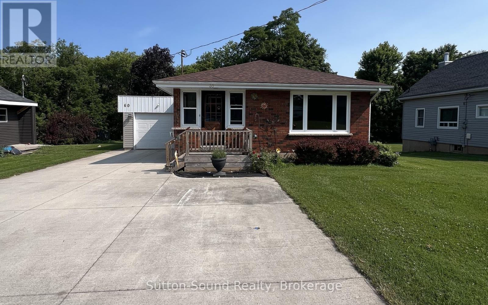 60 Mill St, Arran-Elderslie, ON N0H 2N0