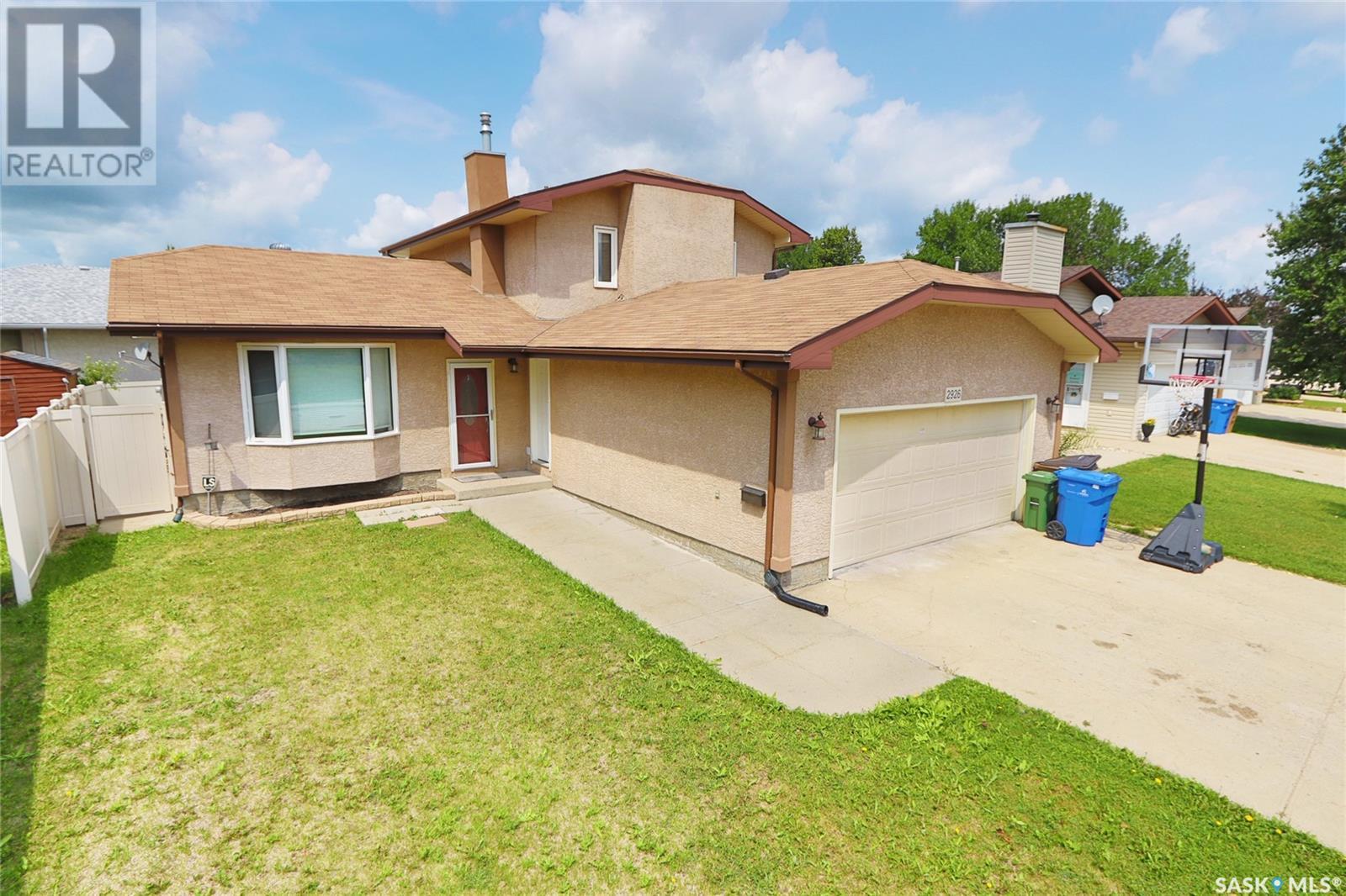 2926 Partridge Cres, Regina, SK S4R 8J5
