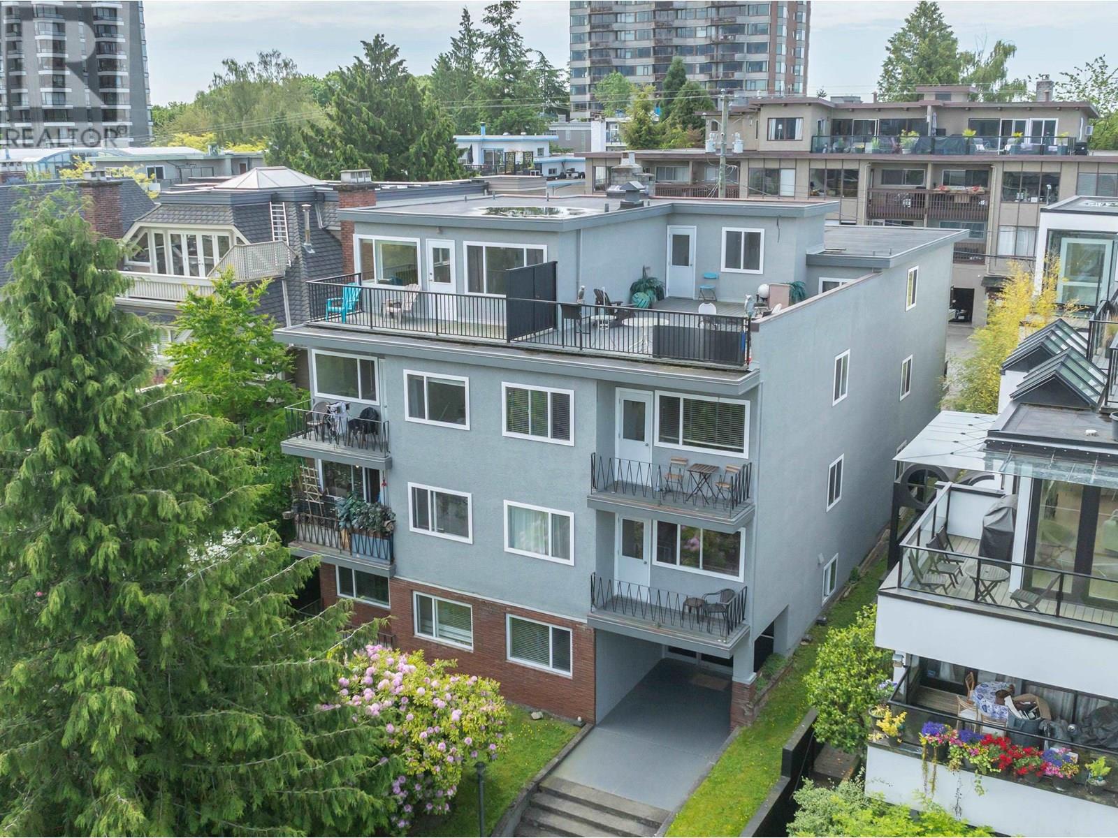 2464 W 1st Ave, Vancouver, BC V6K 1G6