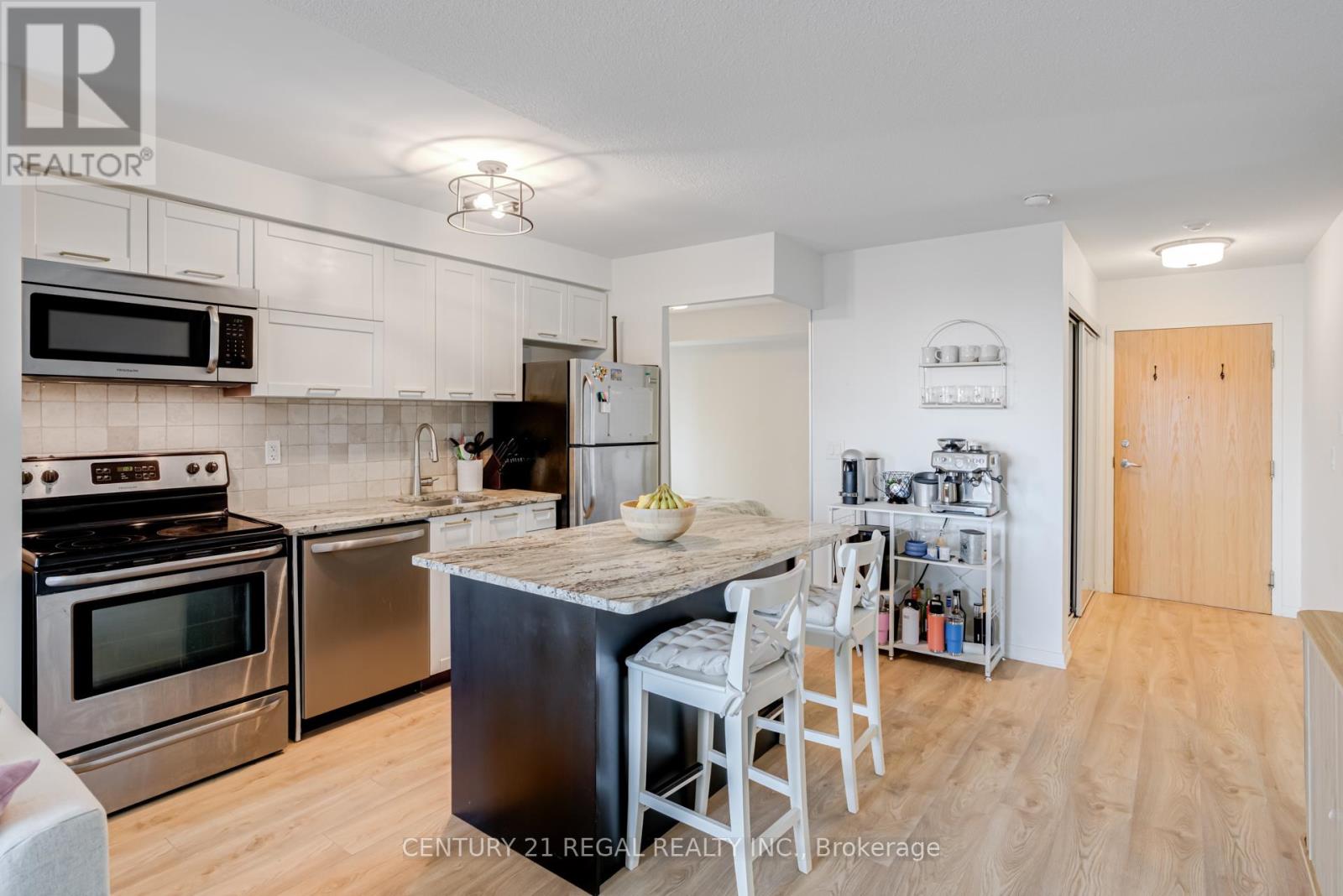1411 38 Joe Shuster Way, Toronto, ON M6K 0A5
