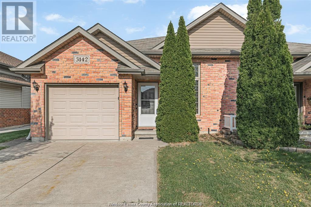 3142 Seville, Windsor, ON N8N 0A2