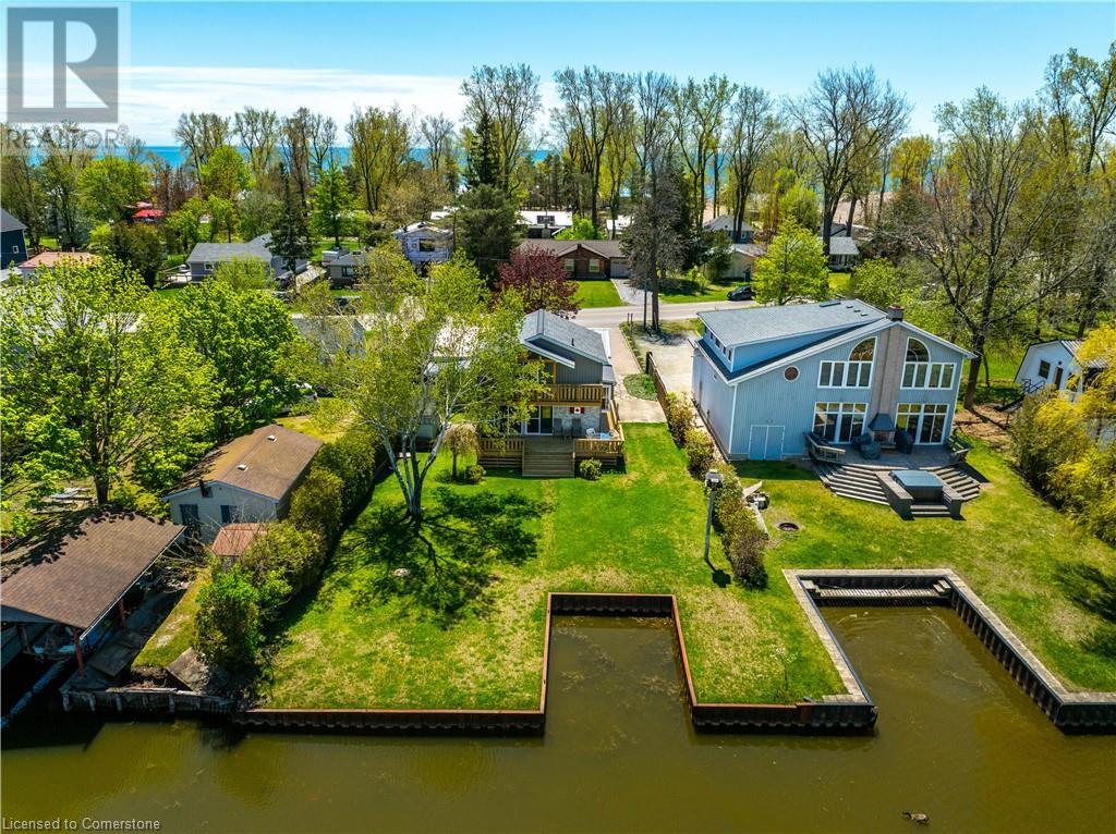 270 Erie Blvd, Norfolk County, ON N0E 1M0