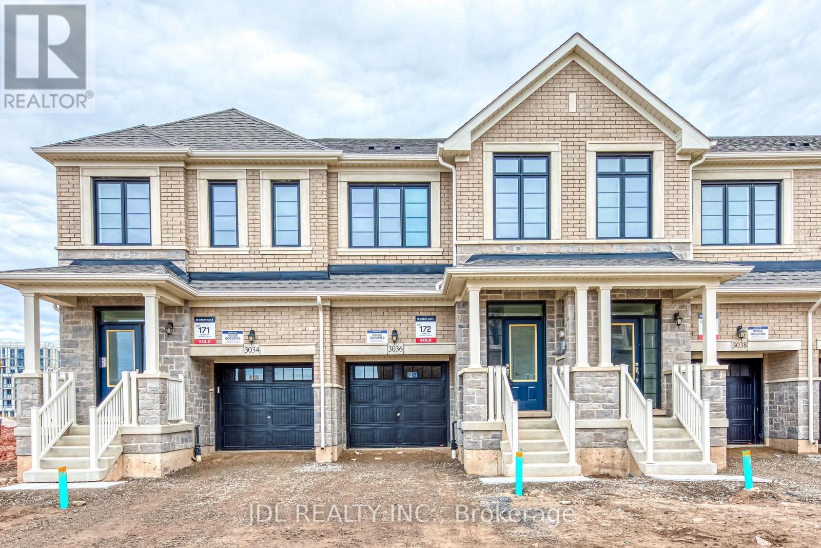 3036 Robert Lamb Blvd, Oakville, ON L6H 7H5