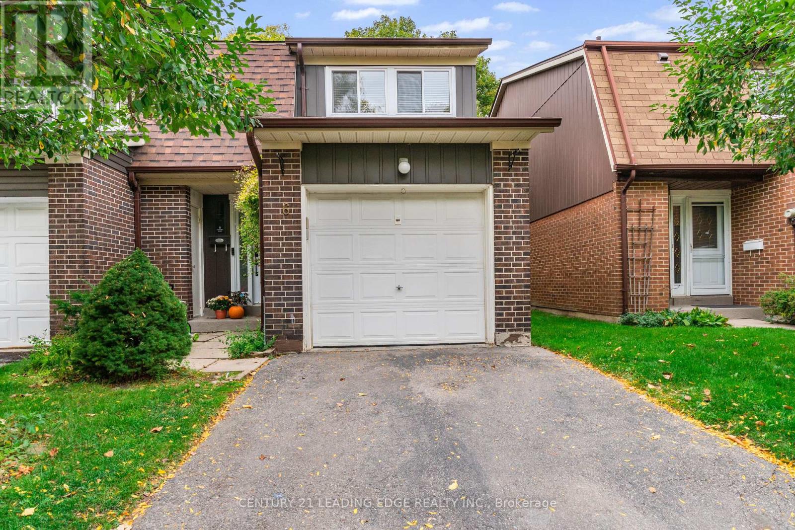 6 40 Castle Rock Dr, Richmond Hill, ON L4C 5H5