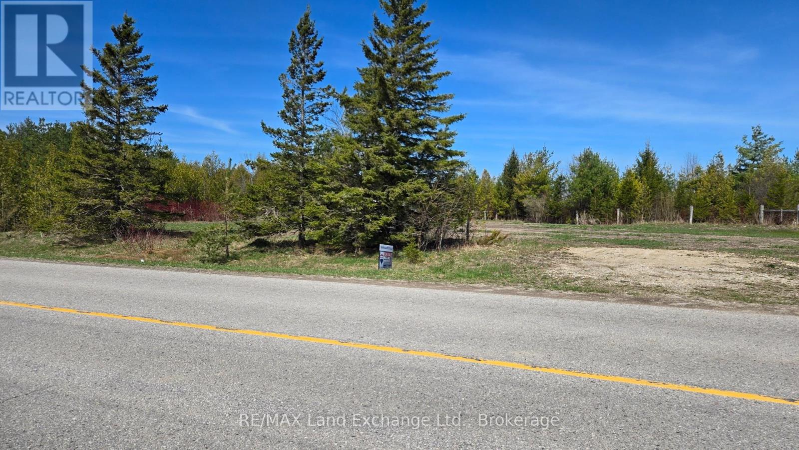 616 Lake Range Dr N, Huron-Kinloss, ON N2Z 0B3