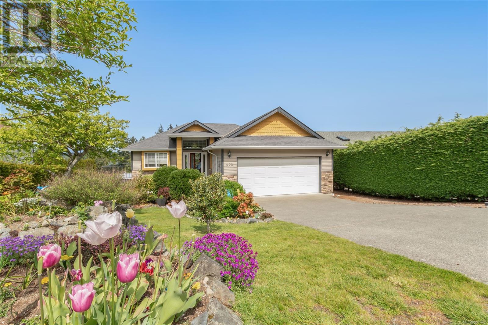 523 Louise Rd, Ladysmith, BC V9G 1W7