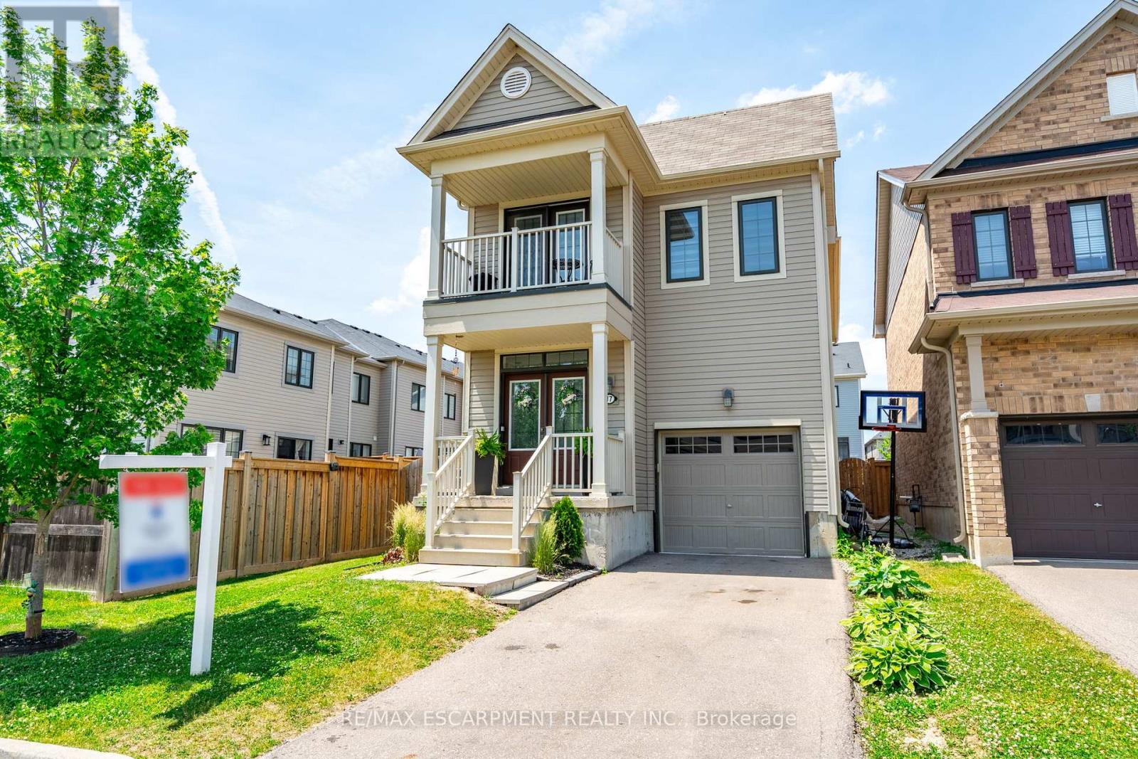 17 Kelso Dr, Haldimand, ON N3W 2G9