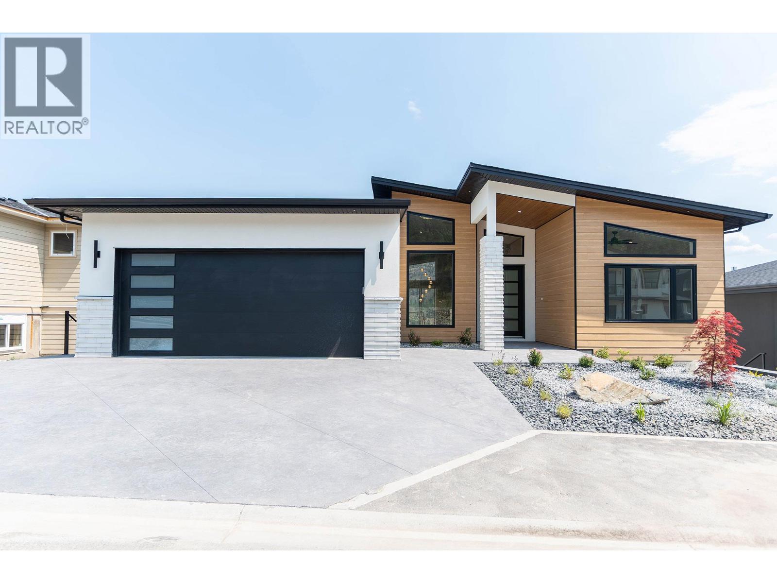 845 Melrose Street Lot Apt 31, Kelowna, BC V1P 0A8