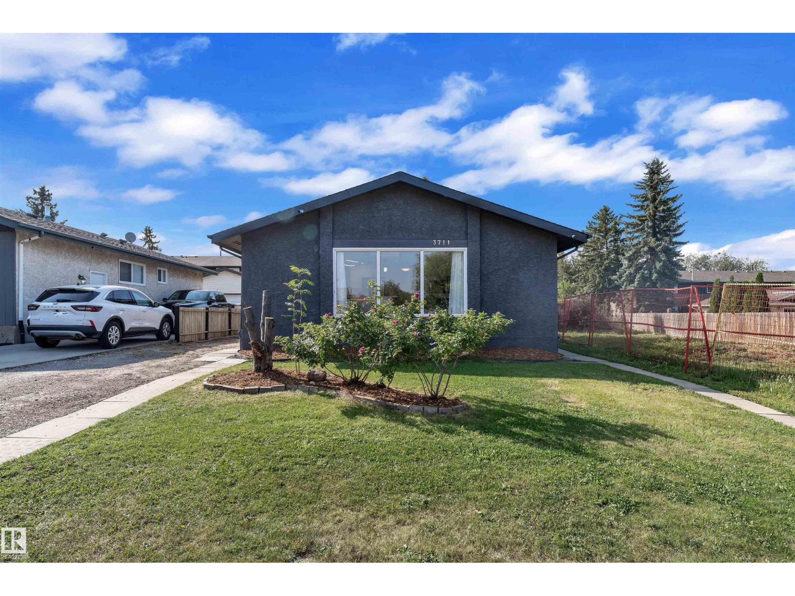 17 Av Nw Unit 3711 #a, Edmonton, AB T6L 2R3