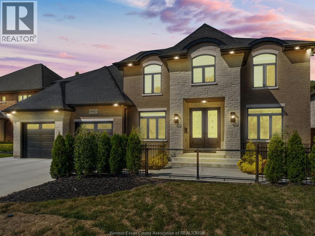 6085 Santa St, Lasalle, ON N9H 2S2