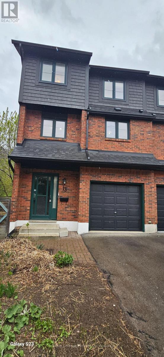 13 1983 Main St W, Hamilton, ON L8S 4R2