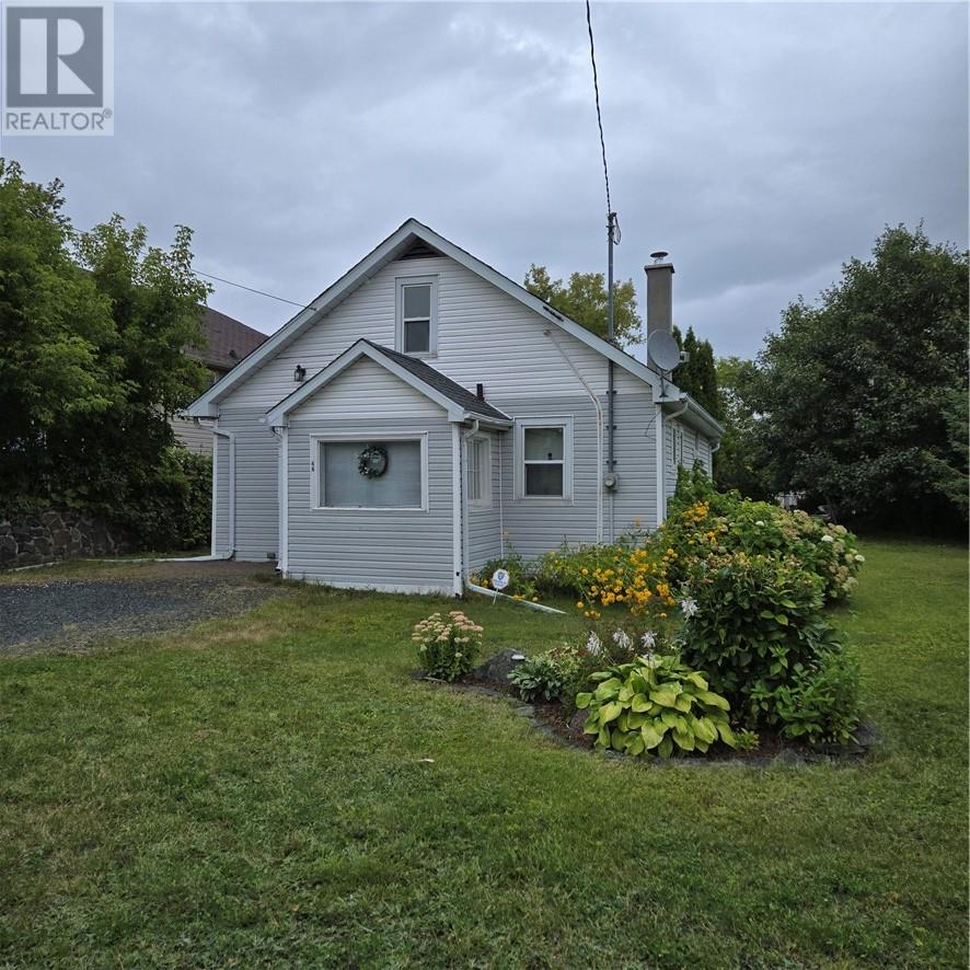 46 Gutcher Ave, Sudbury, ON P3C 3H8