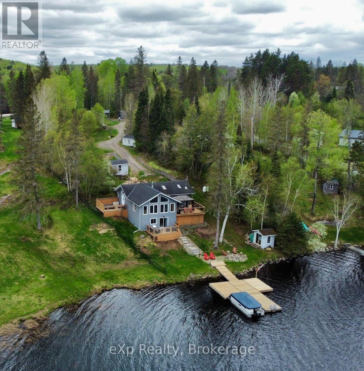 19 Valley Dr, Parry Sound Remote Area Golden Valley, ON P0H 1N0