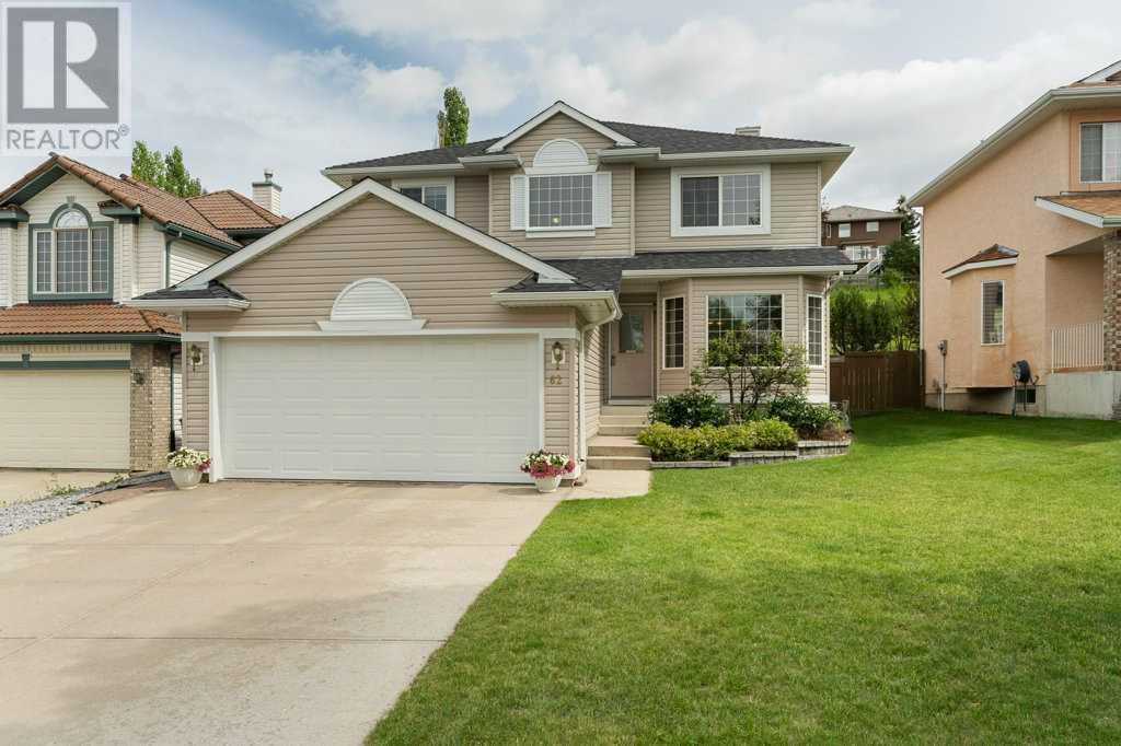 62 Edgebrook Hts NW, Calgary, AB T3A 5M5