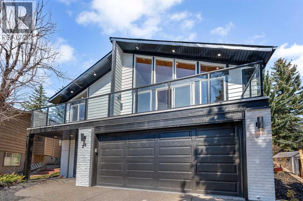 23 Edgewood Pl NW, Calgary, AB T3A 2T8