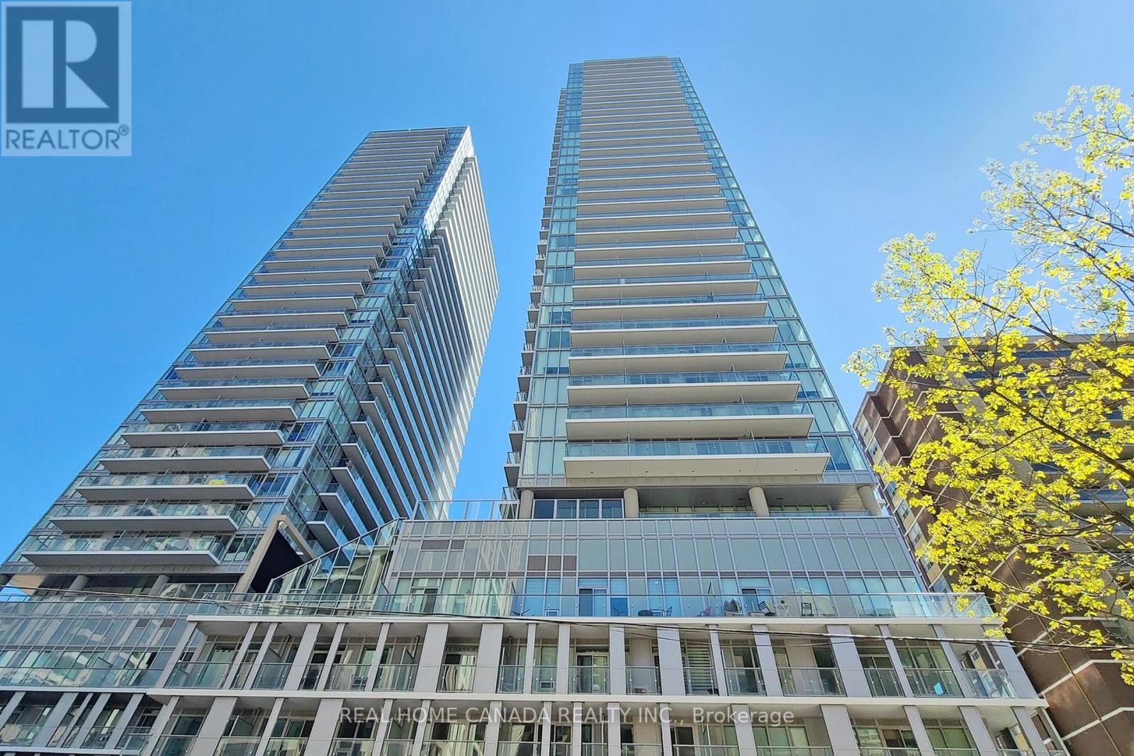 2607 195 Redpath Ave, Toronto, ON M4P 0E4