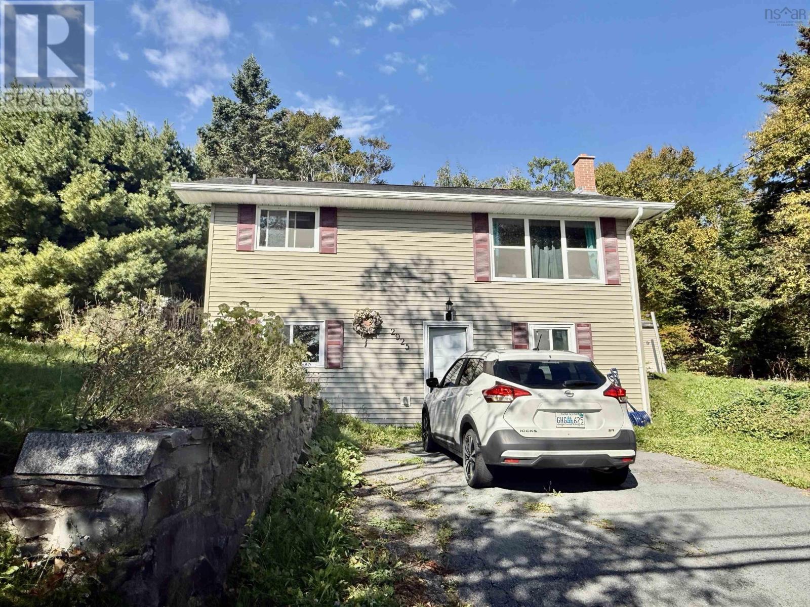 2925 Highway 7, Lake Echo, NS B3E 1A4