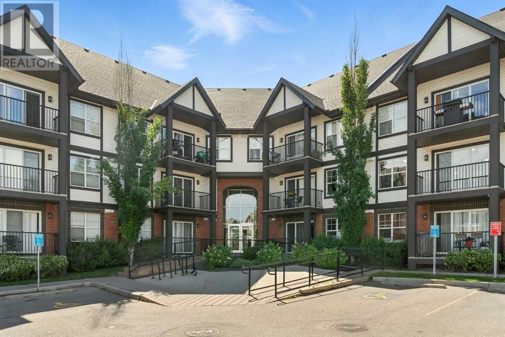 250 New Brighton Villas Se Unit 206, Calgary, AB T2Z 0T8