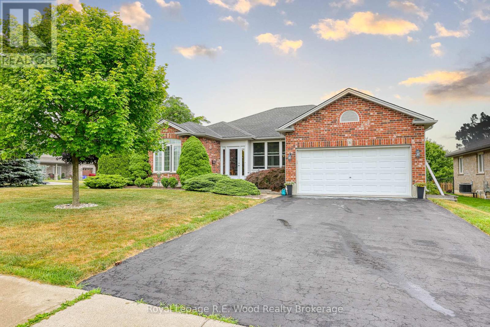 36 Morning Glory Dr, Tillsonburg, ON N4G 5S9