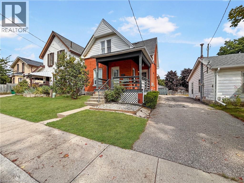 86 Arthur St, Brantford, ON N3S 3J2