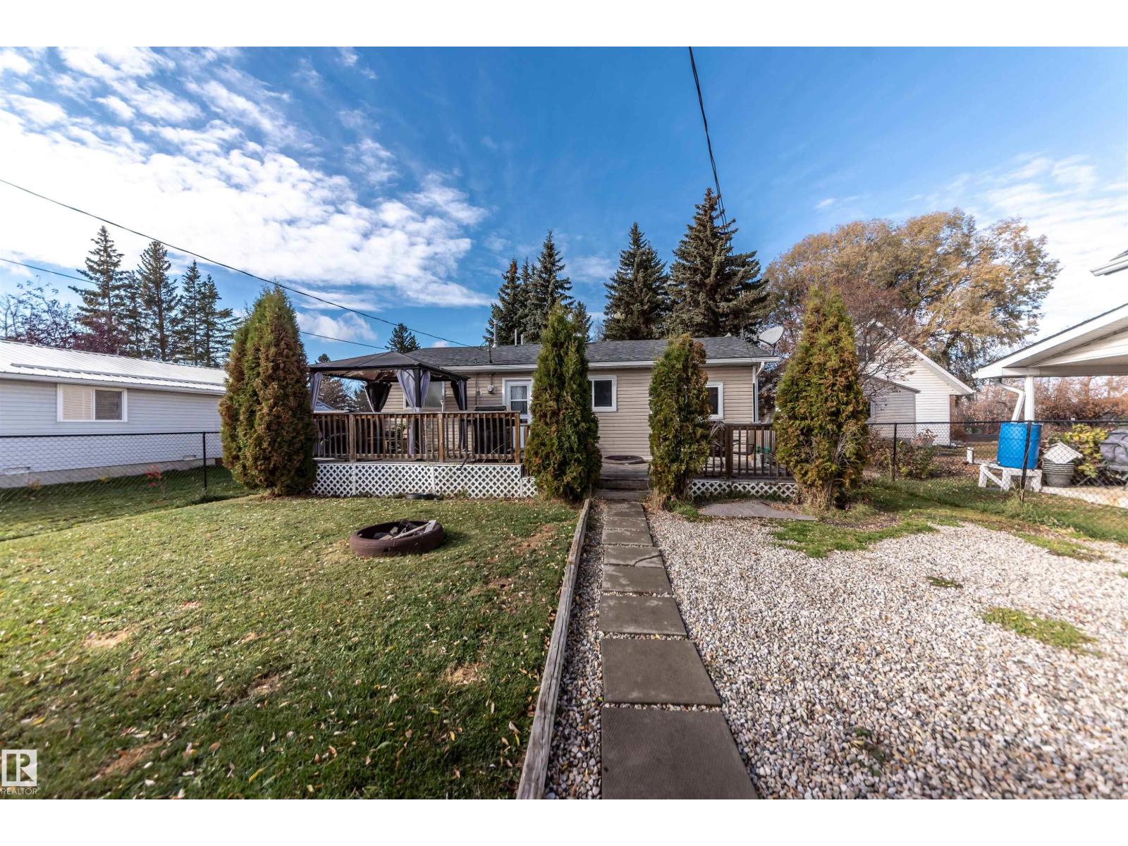 5021 Lakeview, Alberta Beach, AB T0E 0A0