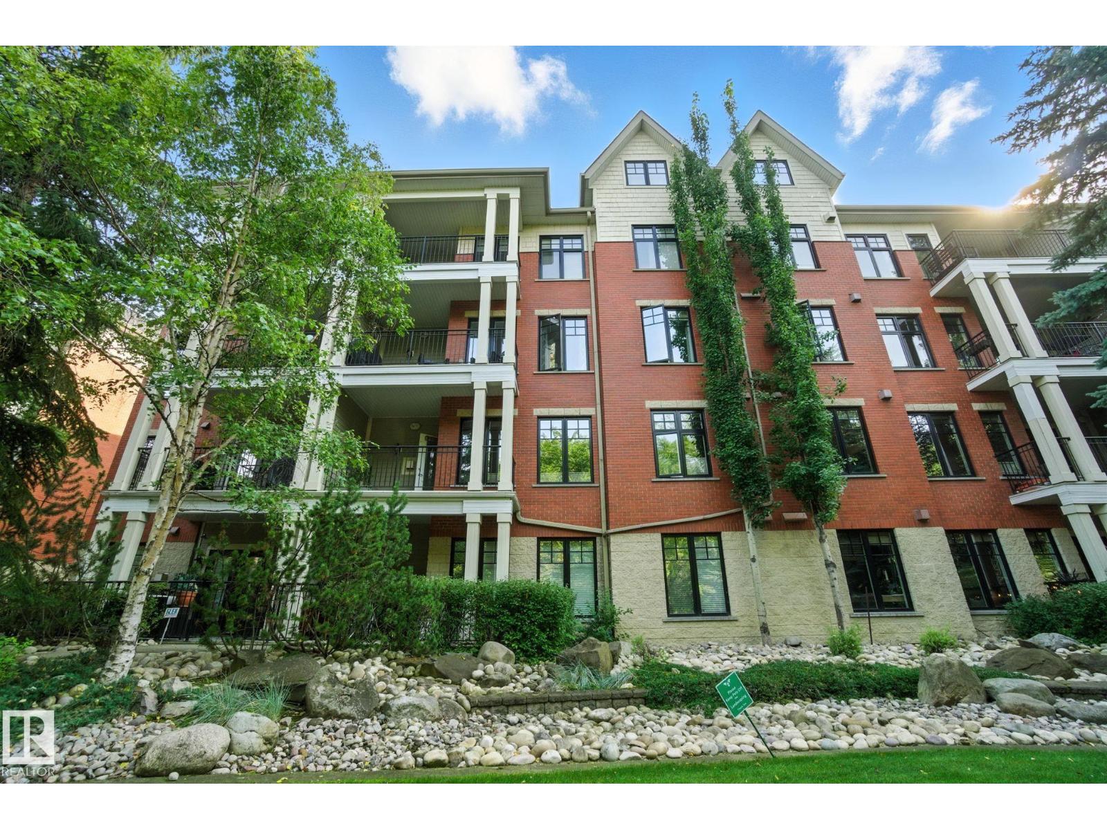 9819 96a Street Northwest #305, Edmonton, AB T6A 4A2