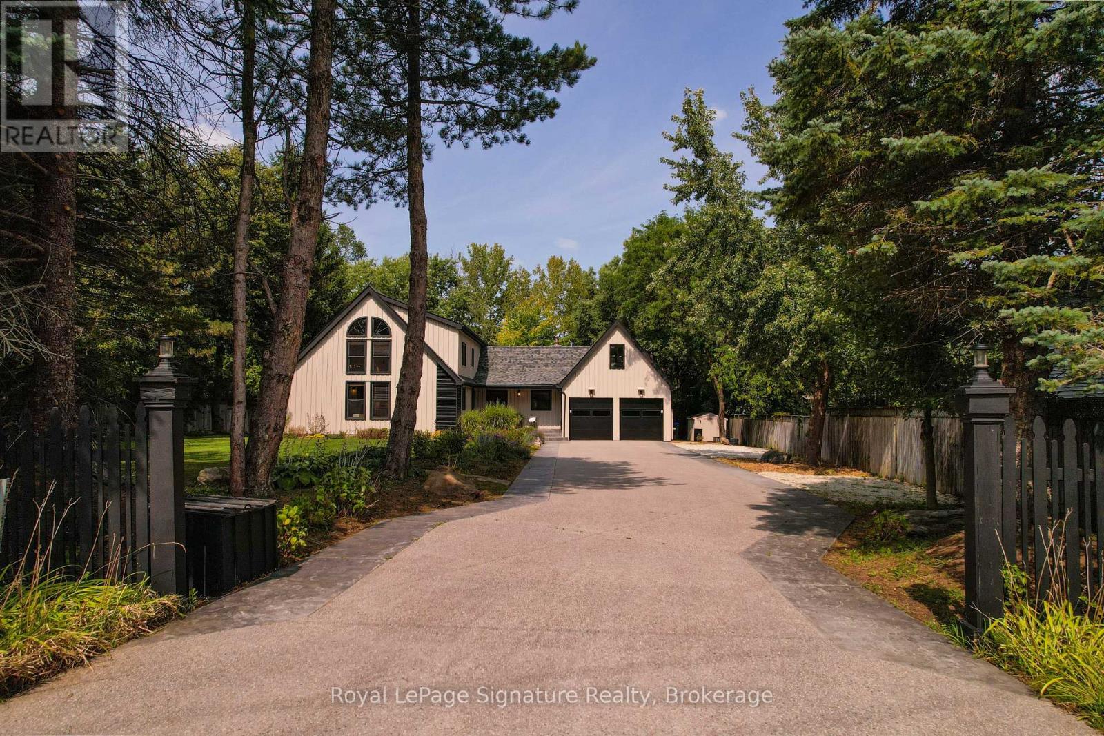 8302 Poplar Side Rd, Clearview, ON L9Y 3Y9