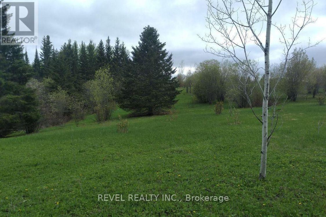 4802 Municipal Rd, Iroquois Falls, ON P0N 1A0