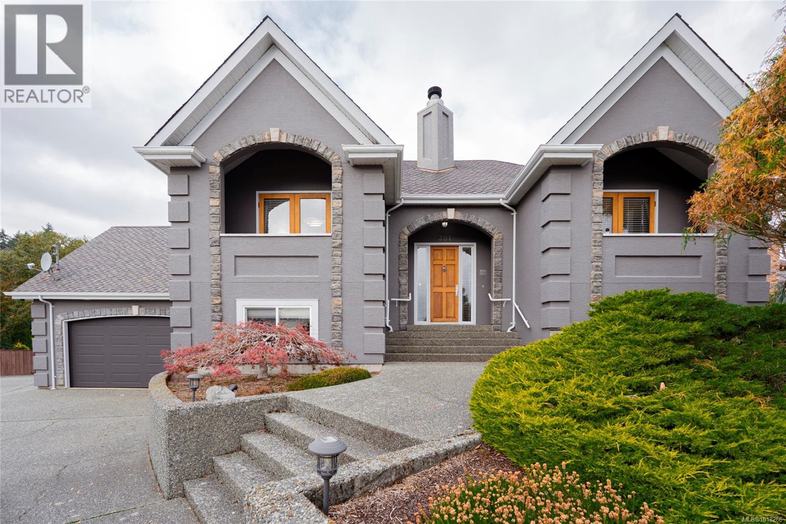 301 Mount Royal Pl, Nanaimo, BC V9R 6A4