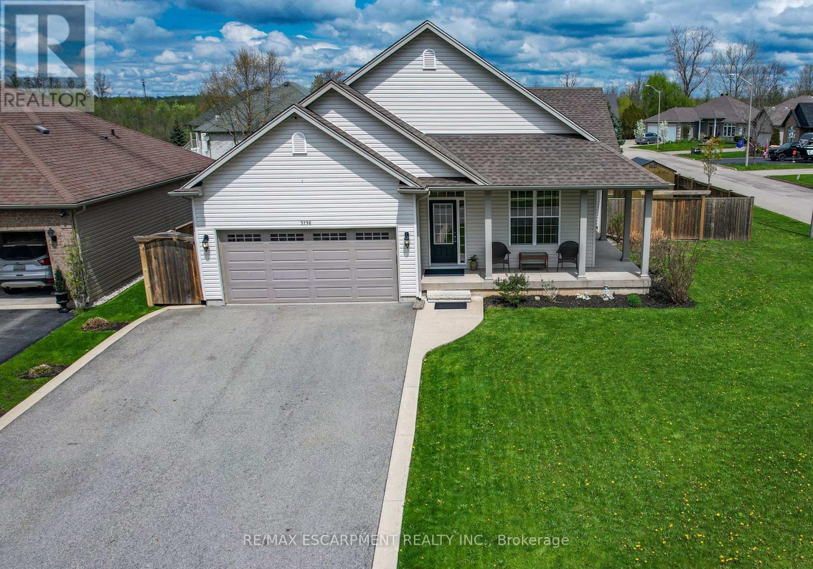 3238 Charleston Dr, Fort Erie, ON L0S 1N0
