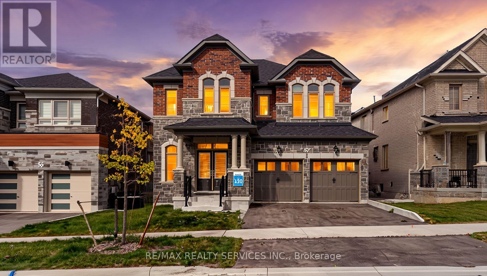 52 Plank Rd, Bradford West Gwillimbury, ON L3Z 4N3