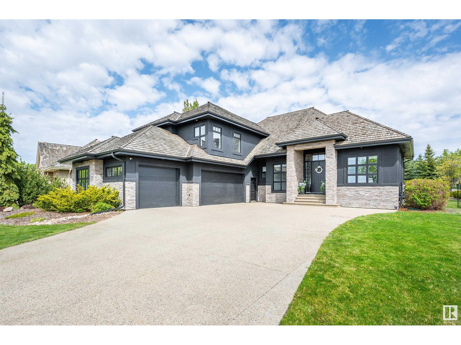 111 Pinnacle Tc, Rural Sturgeon County, AB T8T 0B5