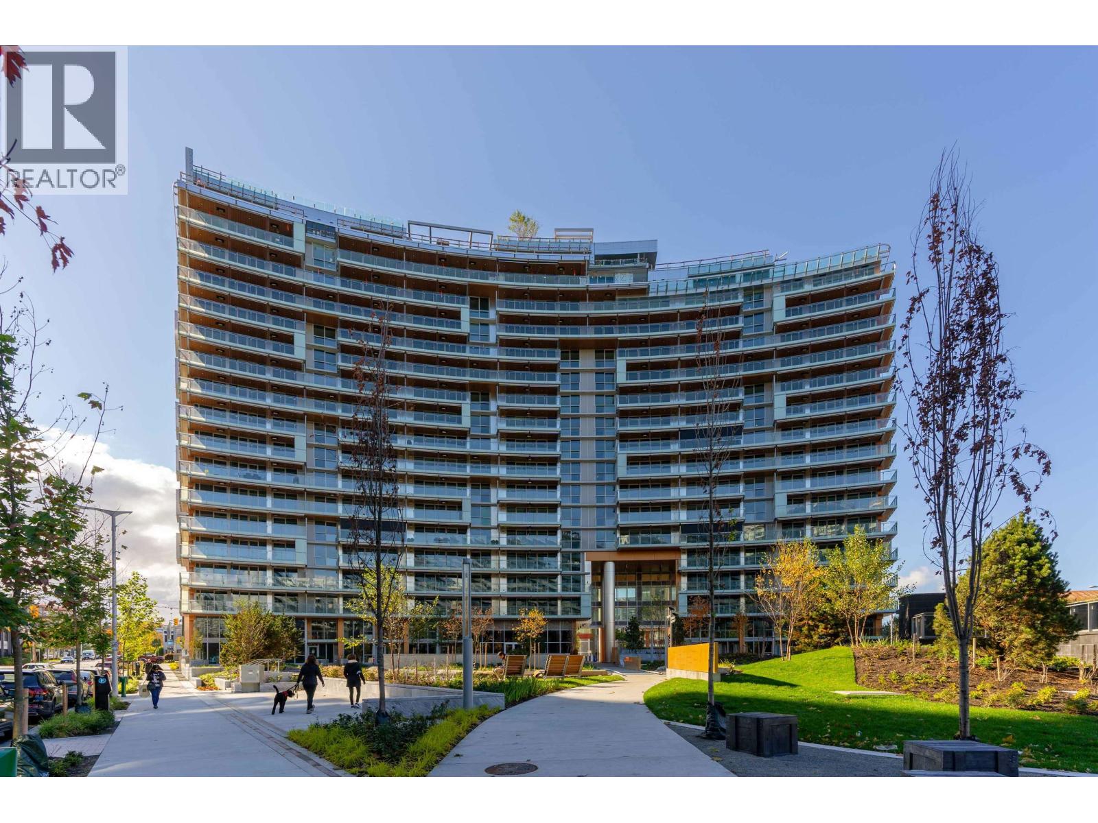 1768 Cook Street Unit 1008, Vancouver, BC V5Y 0N3