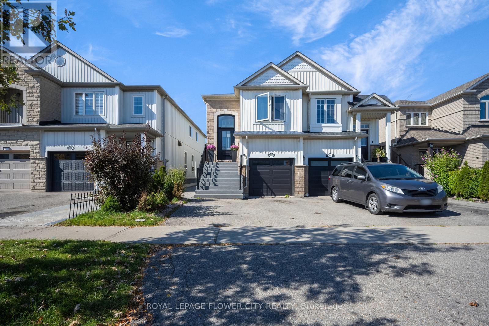 607 Rossellini Dr, Mississauga, ON L5W 1M5