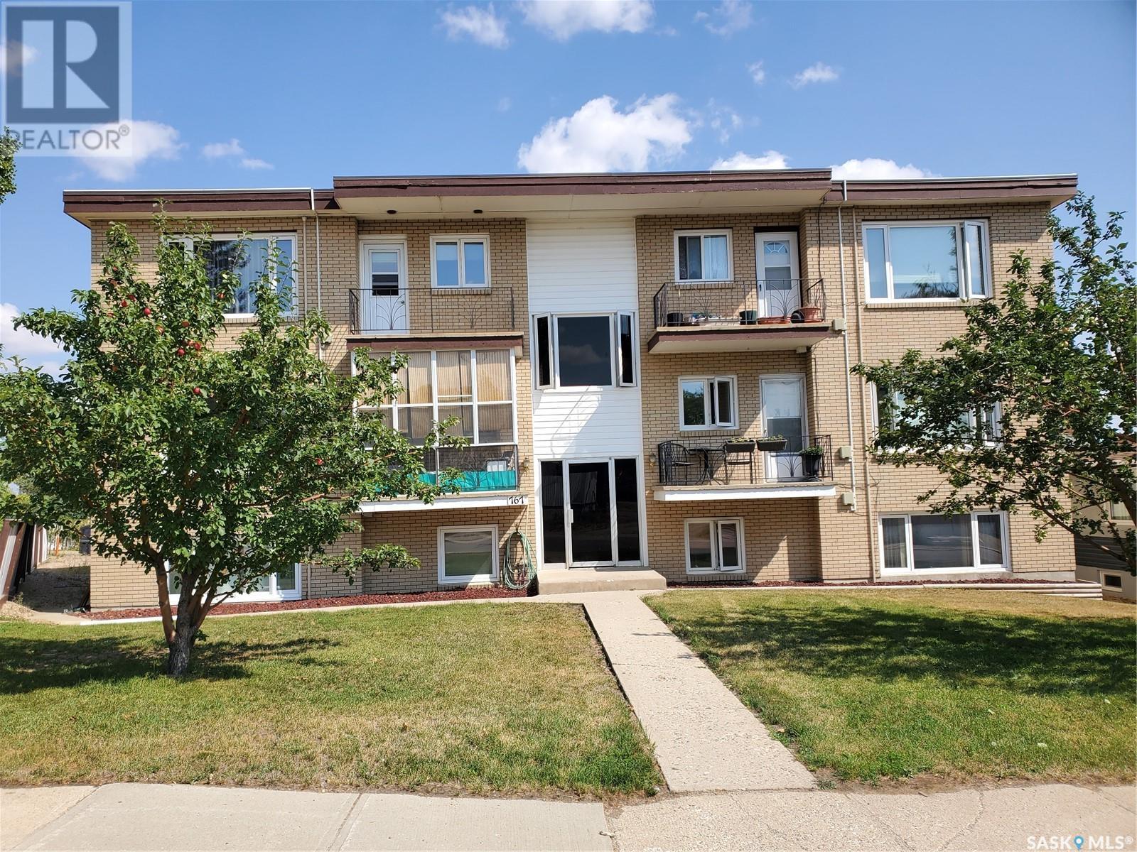 767 3rd Avenue Nw Unit 5, Swift Current, SK S9H 0T2