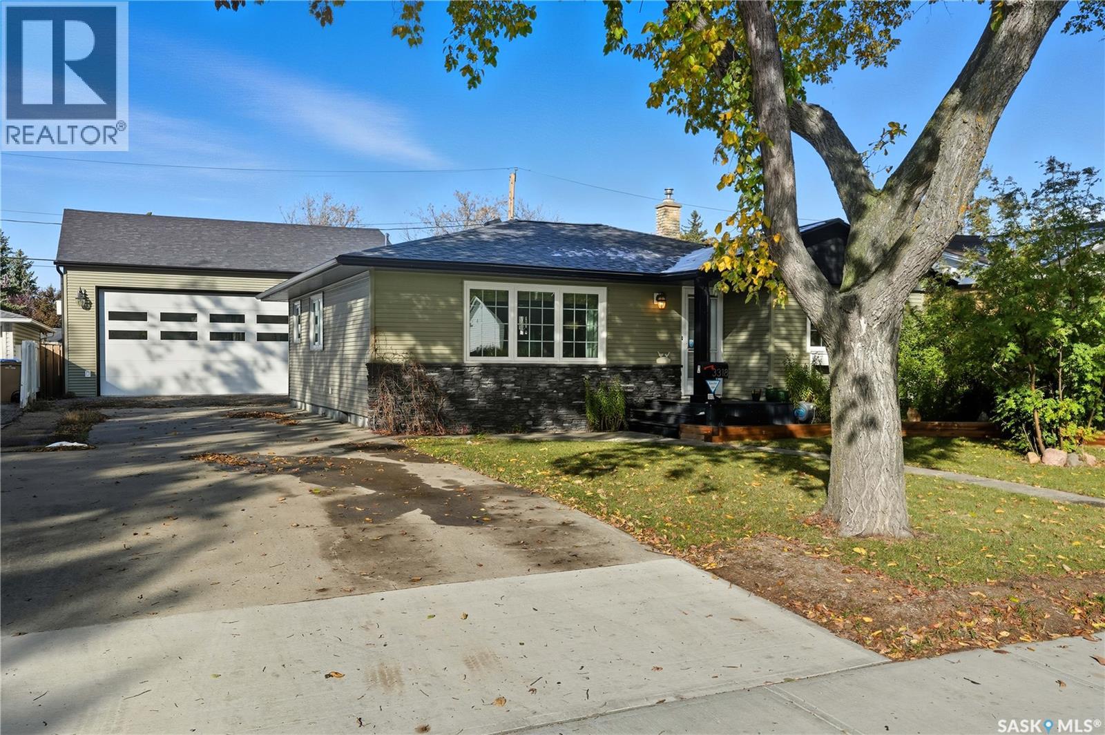 3318 4 Avenue North, Regina, SK S4R 0V6