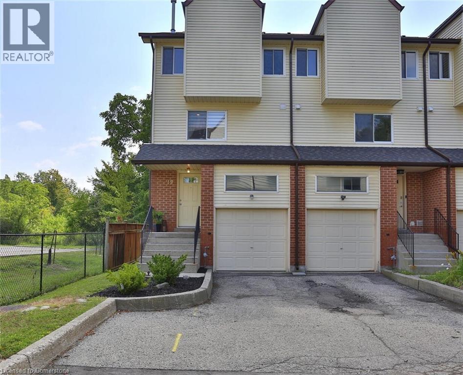 1085 Queens Boulevard Unit 13, Kitchener, ON N2M 1B9