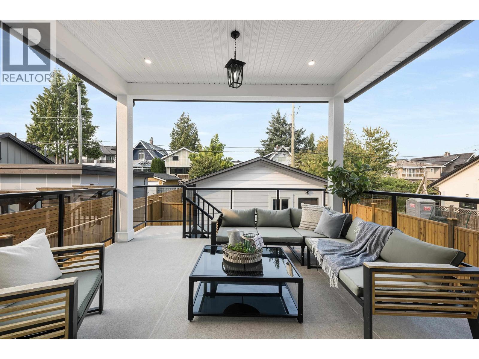 2741 Mcgill Street Unit 2, Vancouver, BC V5K 1H4