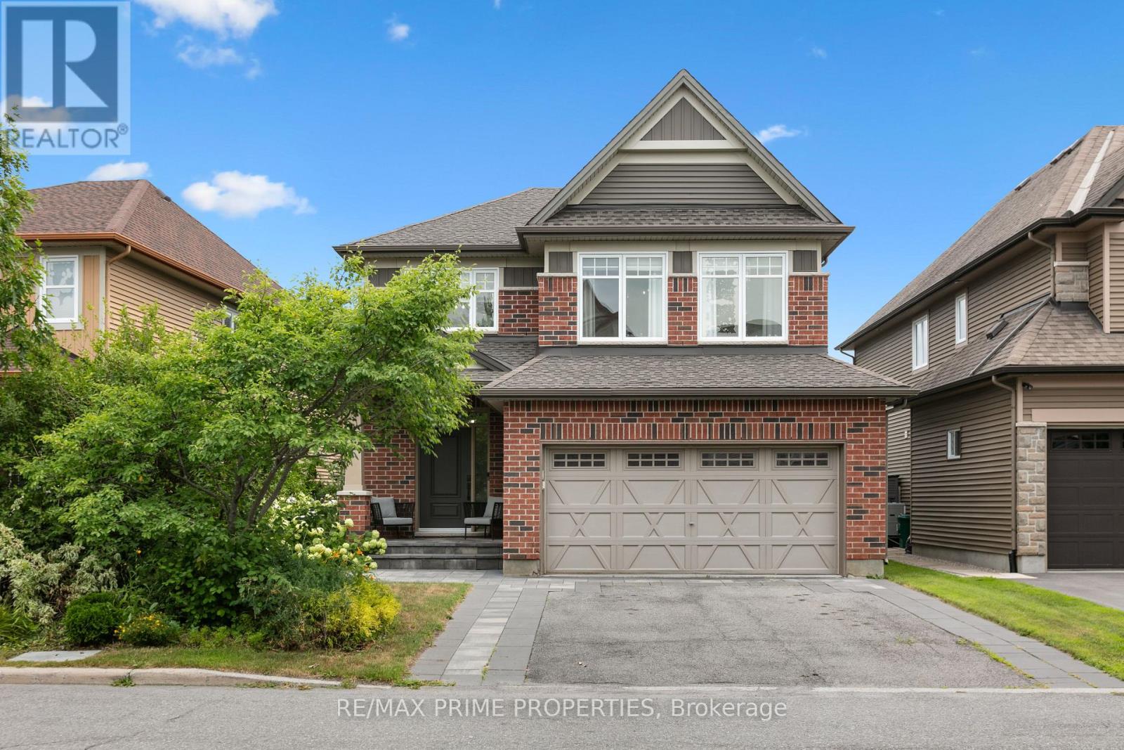 526 Golden Sedge Way, Ottawa, ON K1T 0G3