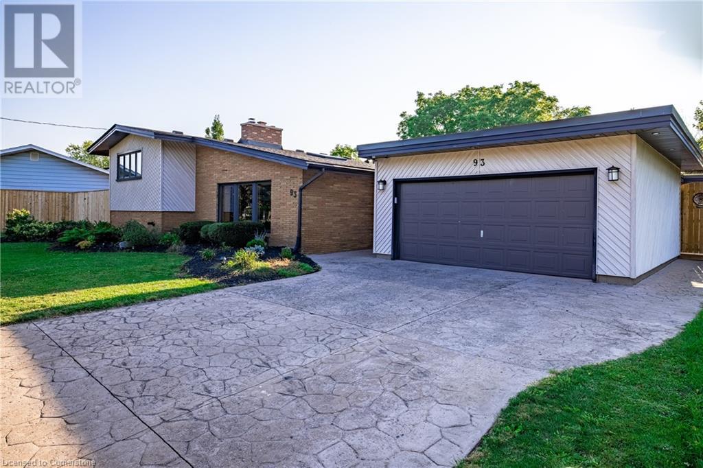 93 Riverview Blvd, St. Catharines, ON L2T 3M3